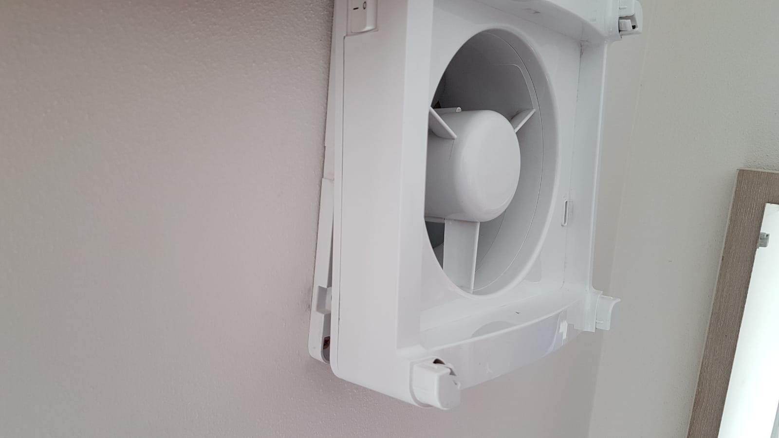 Curatare recuperator de caldura NovingAIR Active Curatare recuperator de caldura NovingAIR Active