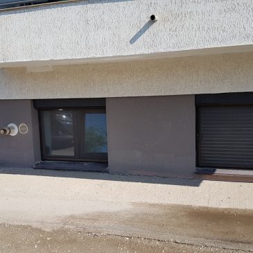 Locuintele la demisol. Garsoniere sau apartamente mai ieftine.